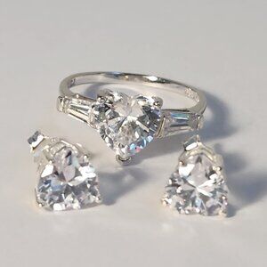 VTG NIB Delicious Sparkling Set of Diamond Style Ring & Earrings 925 Sz 7